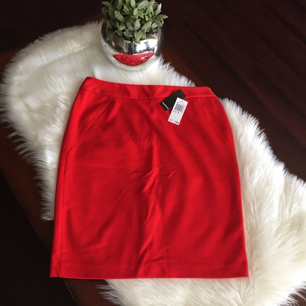 Premise Red Skirt Sz 10